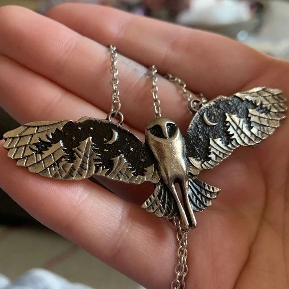 🦉 Retro Grunge Owl Moon Sky Necklace 🦉 - Picture 5 of 6